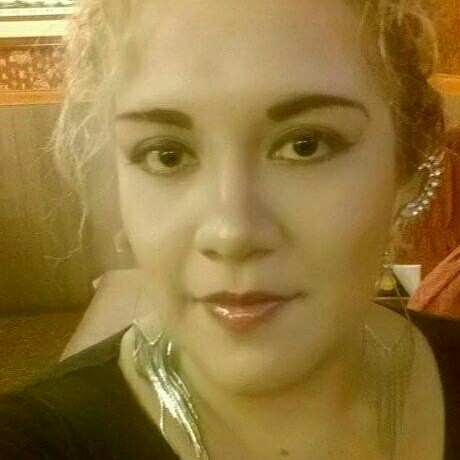 Luz Zapata Photo 23