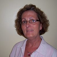 Linda English Photo 51