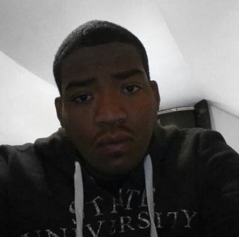 Leon Hinds Photo 20