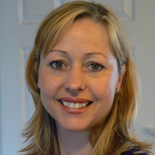 Julie Mackay Photo 16
