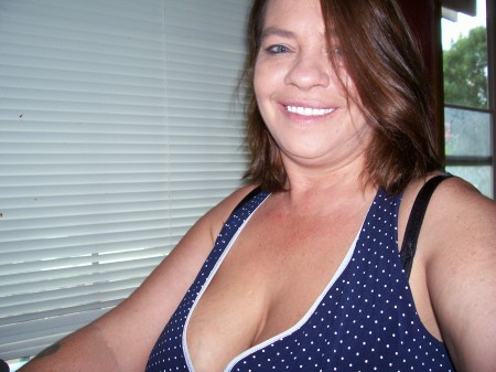Angela Miller Photo 36