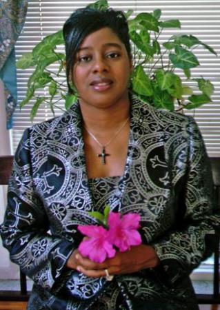 Vicki Hawkins Photo 9