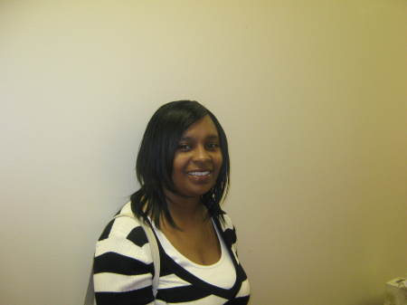 Wendy Holmes Photo 23