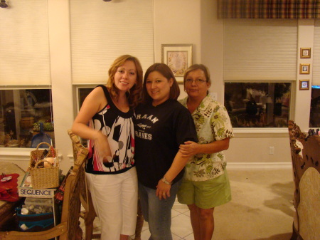 Naomi Castaneda Photo 11