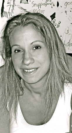 Jennifer Demarco Photo 15